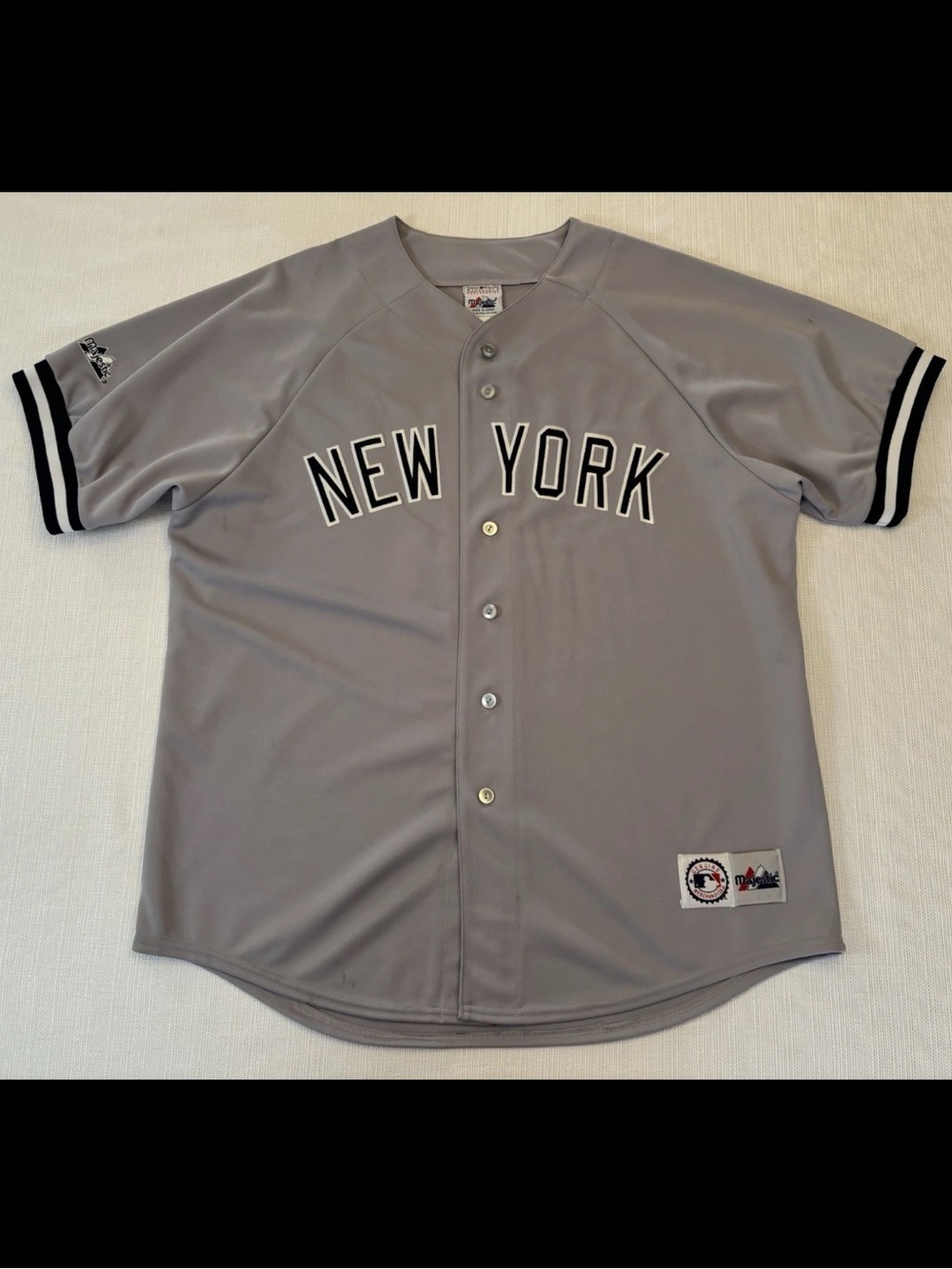 Vintage Derek Jeter NY Yankees Mens XL Majestic Authentic Sewn MLB Jersey